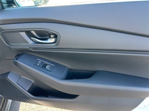 New 2025 Honda Accord SE image 19