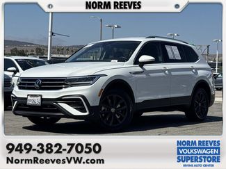 Certified 2024 Volkswagen Tiguan SE FWD video 1