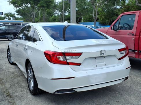 Used 2018 Honda Accord LX image 4