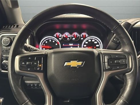 Used 2022 Chevrolet Silverado 3500 LT w/ Convenience Package image 14