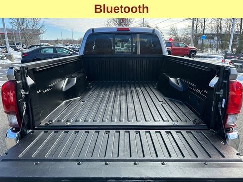 Certified 2019 Toyota Tacoma SR5 w/ SR5 Appearance Package (SM) image 11