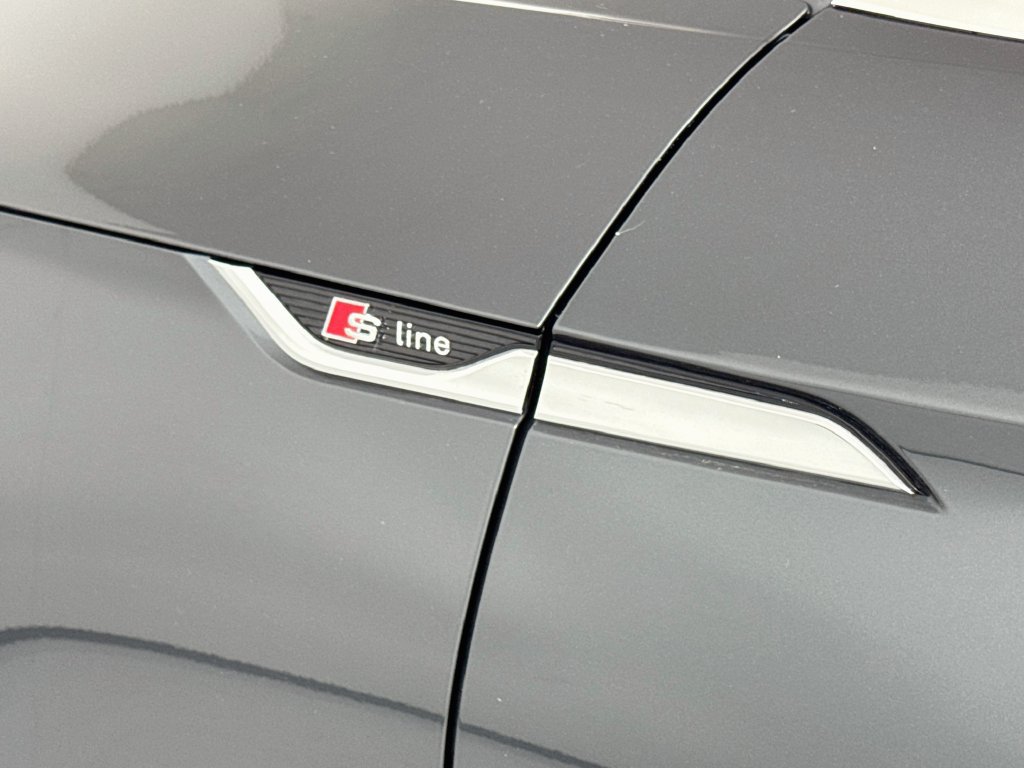 Used 2018 Audi A5 2.0T Premium Plus w/ Premium Plus AWD/4WD image 11