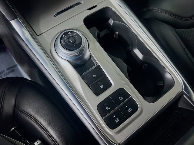 Used 2023 Ford Explorer Platinum w/ Technology Package RWD image 24