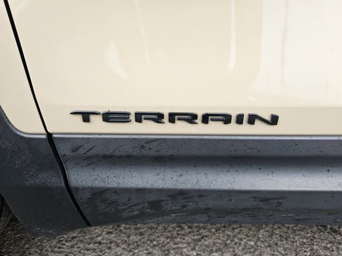 Used 2023 GMC Terrain SLT w/ Elevation Edition FWD image 38