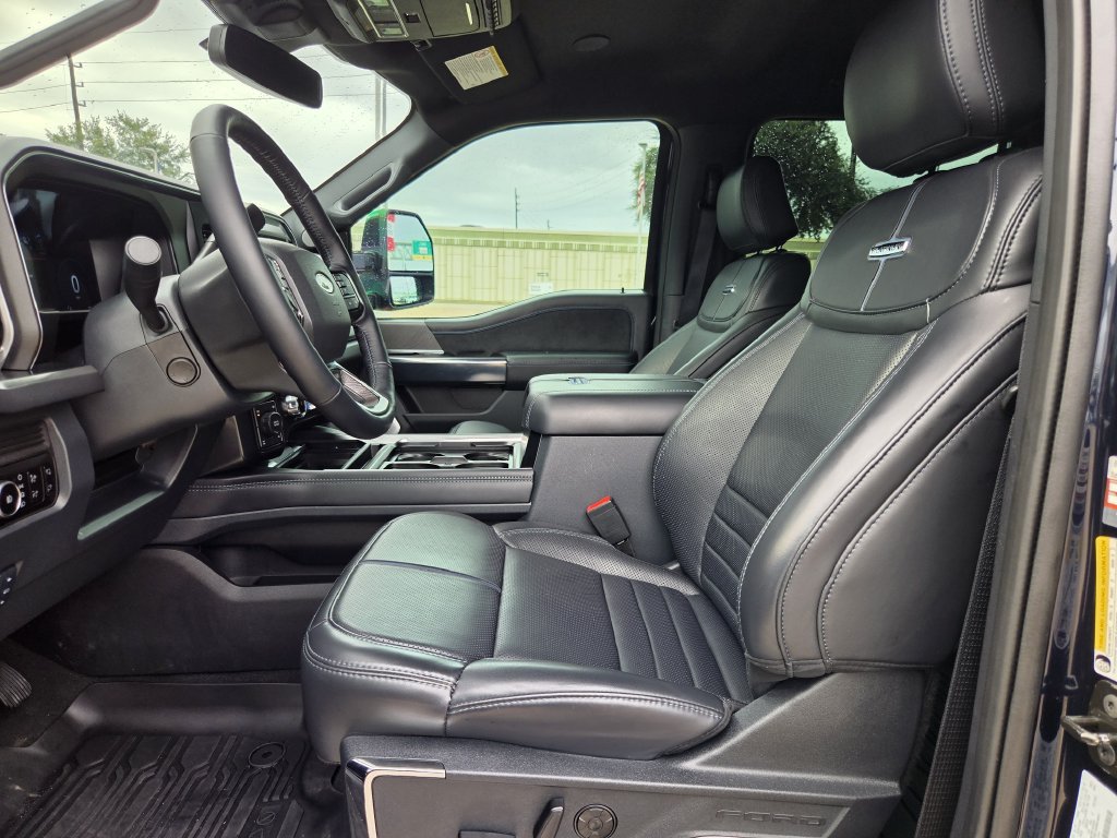 Used 2025 Ford F250 Platinum AWD/4WD image 26