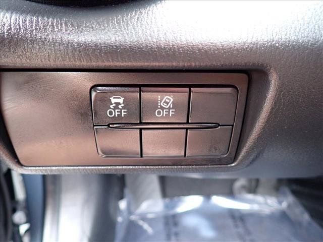 Used 2021 MAZDA MX-5 Miata Grand Touring RWD image 12