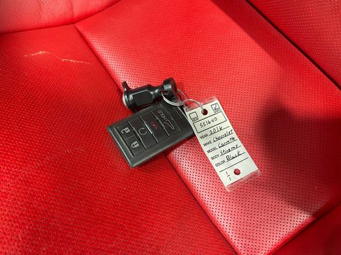 Used 2016 Chevrolet Corvette Stingray Coupe w/ Battery Protection Package RWD image 31