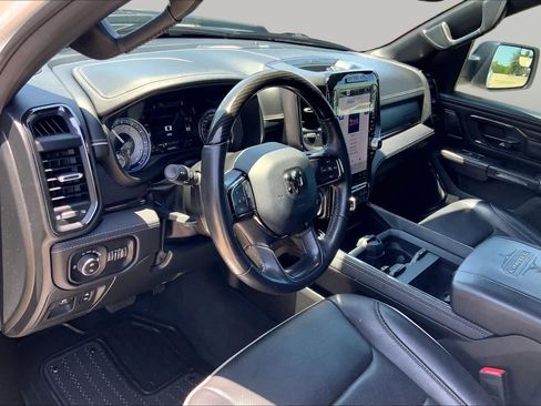 Used 2022 RAM 1500 Limited w/ Night Edition AWD/4WD image 18