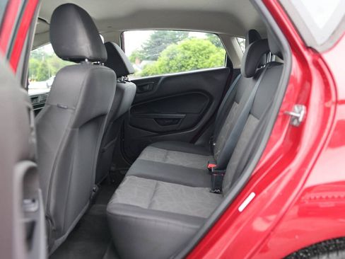 Used 2013 Ford Fiesta SE FWD image 14