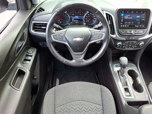 Used 2022 Chevrolet Equinox LT image 12