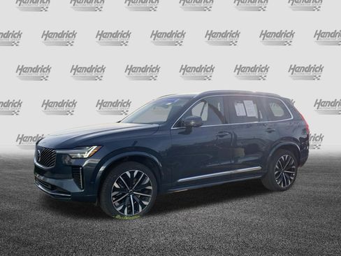 Certified 2025 Volvo XC90 B6 Plus image 5