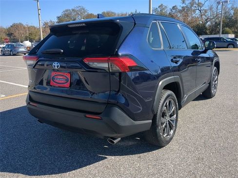 Certified 2022 Toyota RAV4 XLE Premium image 4