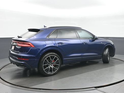 Used 2021 Audi Q8 Premium Plus w/ Premium Plus Package AWD/4WD image 3