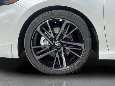 New 2026 Toyota Camry XSE FWD image 31