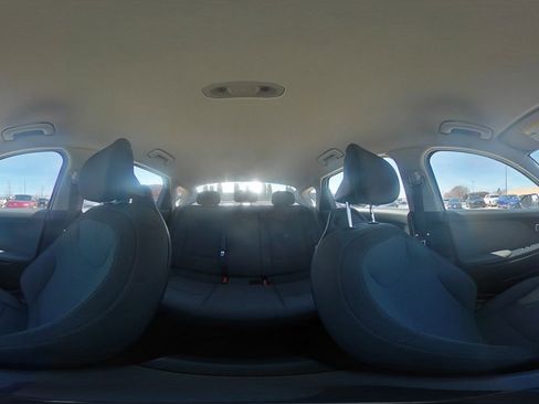 Used 2025 Kia K4 LXS image 41