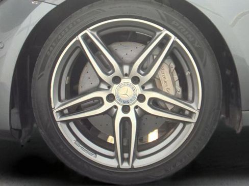 Used 2017 Mercedes-Benz E 300 4MATIC image 6