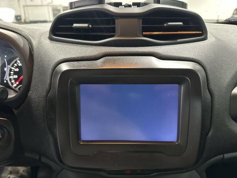 Used 2021 Jeep Renegade Sport AWD/4WD image 24