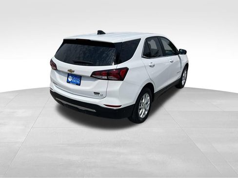 Used 2024 Chevrolet Equinox LT AWD/4WD image 7