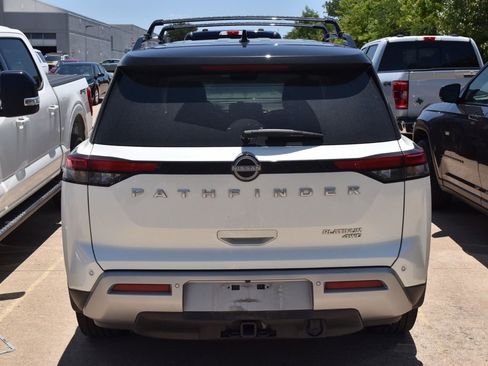 Used 2023 Nissan Pathfinder Platinum AWD/4WD image 7