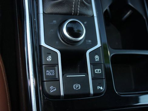 Used 2022 Kia Sorento SX Prestige w/ Rust Color Package image 18