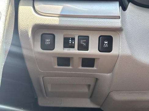 Used 2018 Subaru Forester 2.5i Premium AWD/4WD image 33