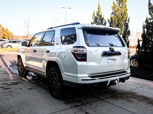 Used 2019 Toyota 4Runner Limited image 9