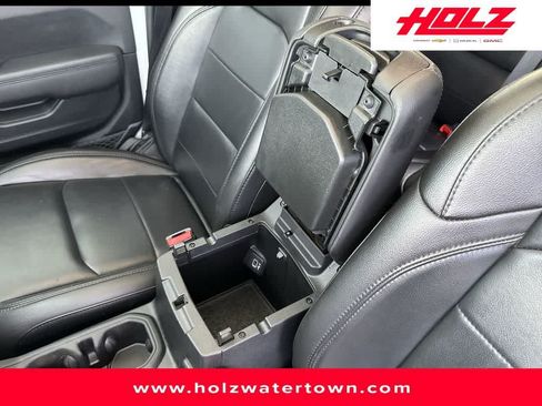 Used 2021 Jeep Wrangler Unlimited Sahara AWD/4WD image 22