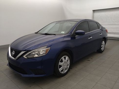 Used 2017 Nissan Sentra S FWD image 2