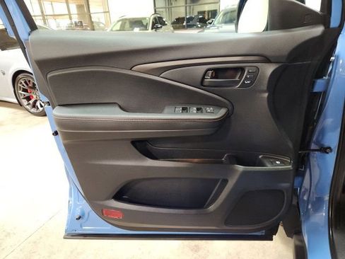 Used 2025 Honda Ridgeline TrailSport image 23