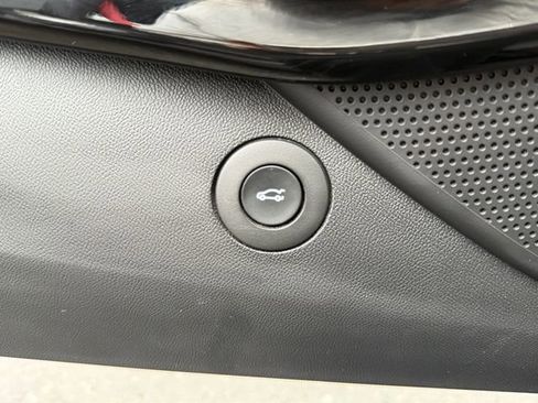 Used 2021 Chevrolet Camaro LT w/ Redline Edition image 18