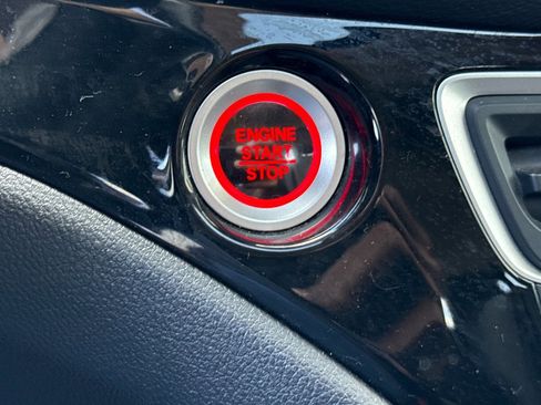 Certified 2020 Honda Pilot Touring image 35