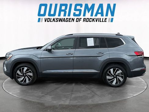 Used 2025 Volkswagen Atlas SEL AWD/4WD image 3