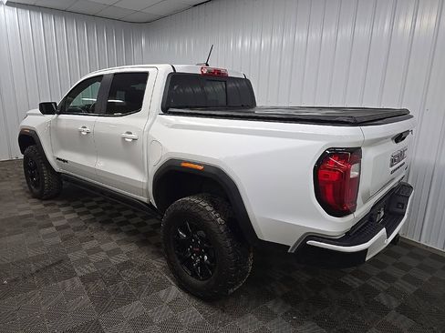 Used 2023 GMC Canyon AT4X image 9