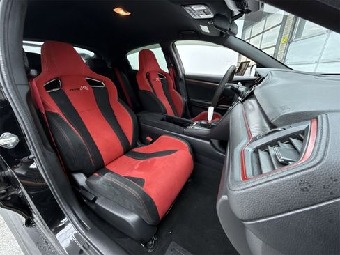 Used 2020 Honda Civic Type R image 13