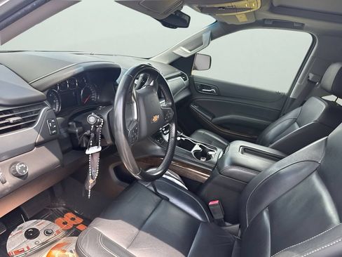 Used 2019 Chevrolet Tahoe LT RWD image 4
