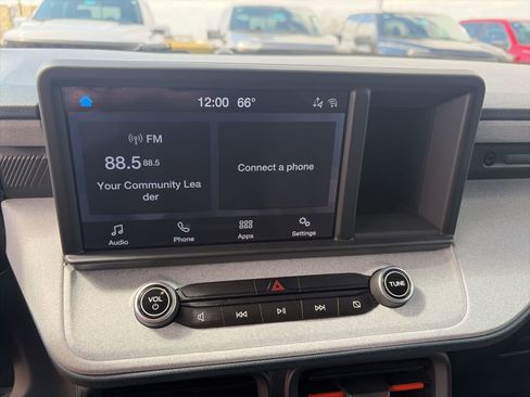 Used 2022 Ford Maverick XLT w/ XLT Luxury Package image 16