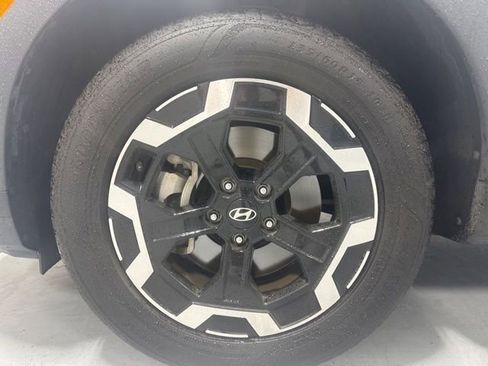 Used 2024 Hyundai Santa Fe SEL FWD image 10