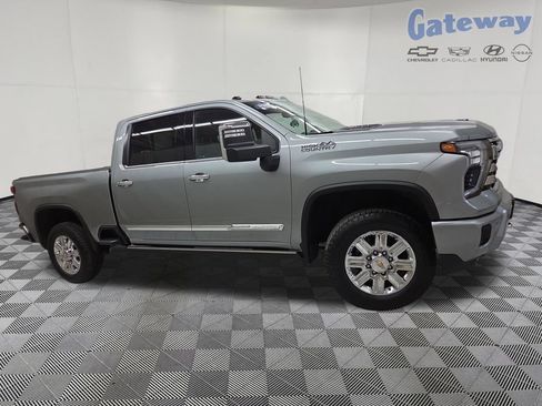 Certified 2024 Chevrolet Silverado 2500 High Country w/ Technology Package AWD/4WD image 1
