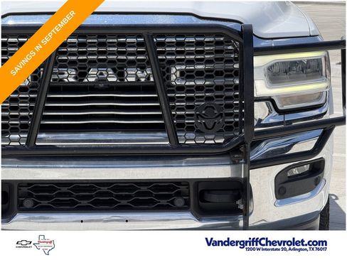 Used 2020 RAM 2500 Laramie AWD/4WD image 9