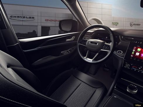 New 2026 Jeep Grand Cherokee L 4WD image 19