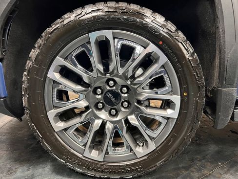 Used 2026 GMC Sierra 1500 Denali Ultimate AWD/4WD image 32