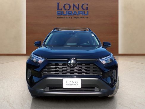 Used 2023 Toyota RAV4 XLE w/ Convenience Package image 5