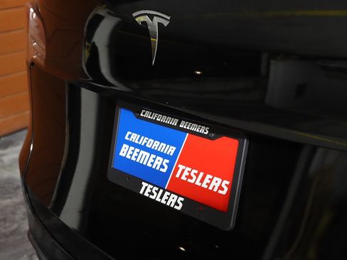 Used 2023 Tesla Model Y Long Range image 15