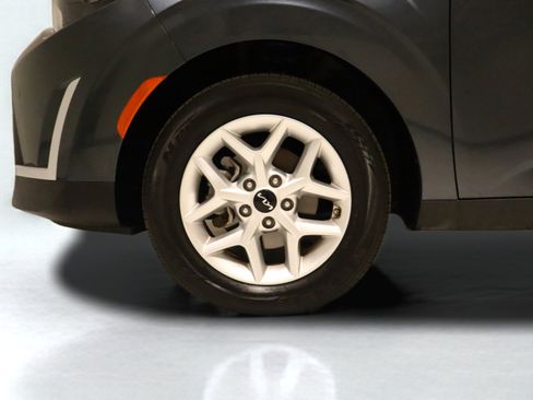 Used 2024 Kia Soul LX w/ Option Group 015 image 7