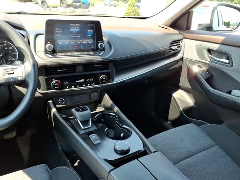 Certified 2023 Nissan Rogue SV AWD/4WD image 14