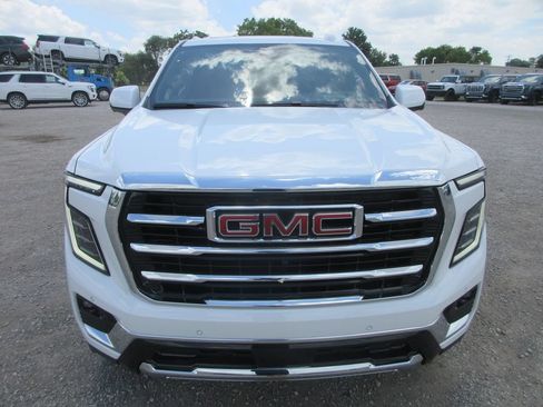 New 2026 GMC Yukon XL Elevation w/ Elevation Premium Package AWD/4WD image 10