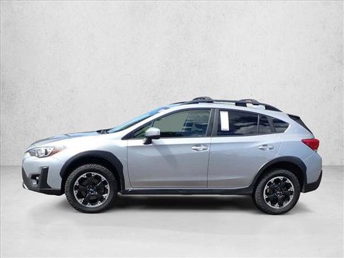 Used 2021 Subaru Crosstrek 2.0i Premium AWD/4WD image 2