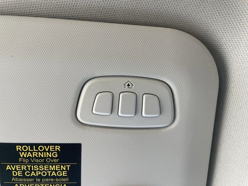 Used 2024 Ford Escape SE w/ PHEV Premium Package image 38