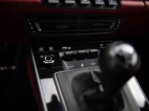 Certified 2021 Porsche 911 Carrera S image 17