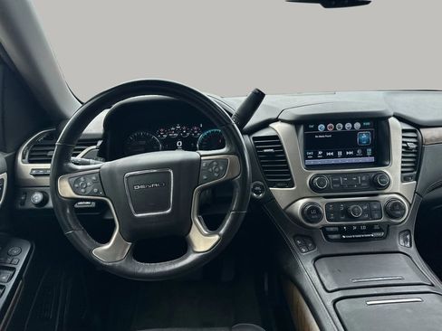 Used 2019 GMC Yukon Denali w/ Denali Ultimate Package image 20